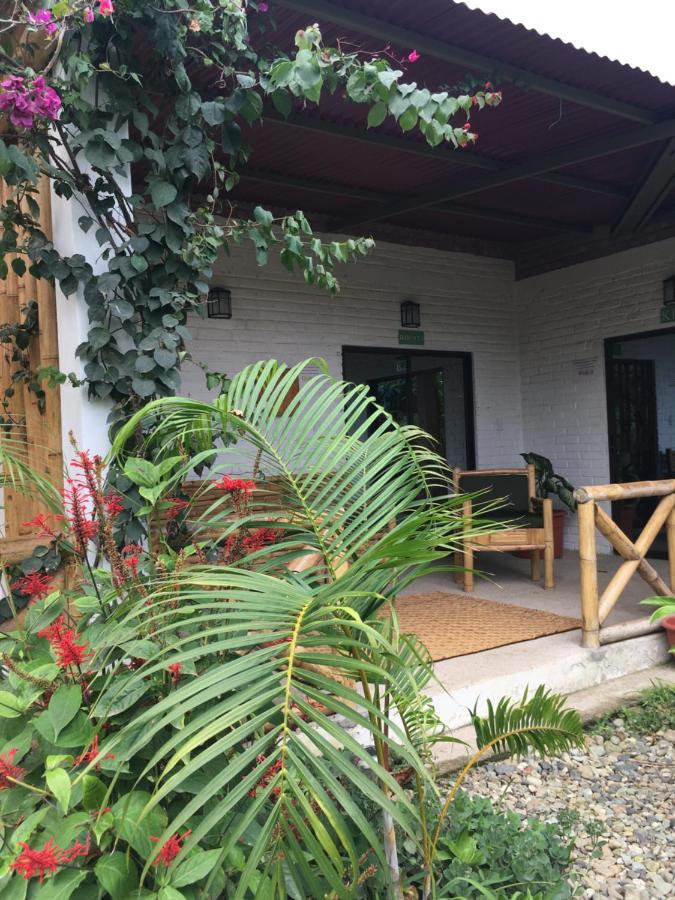 Casita Madame Hotell Puerto López Exteriör bild