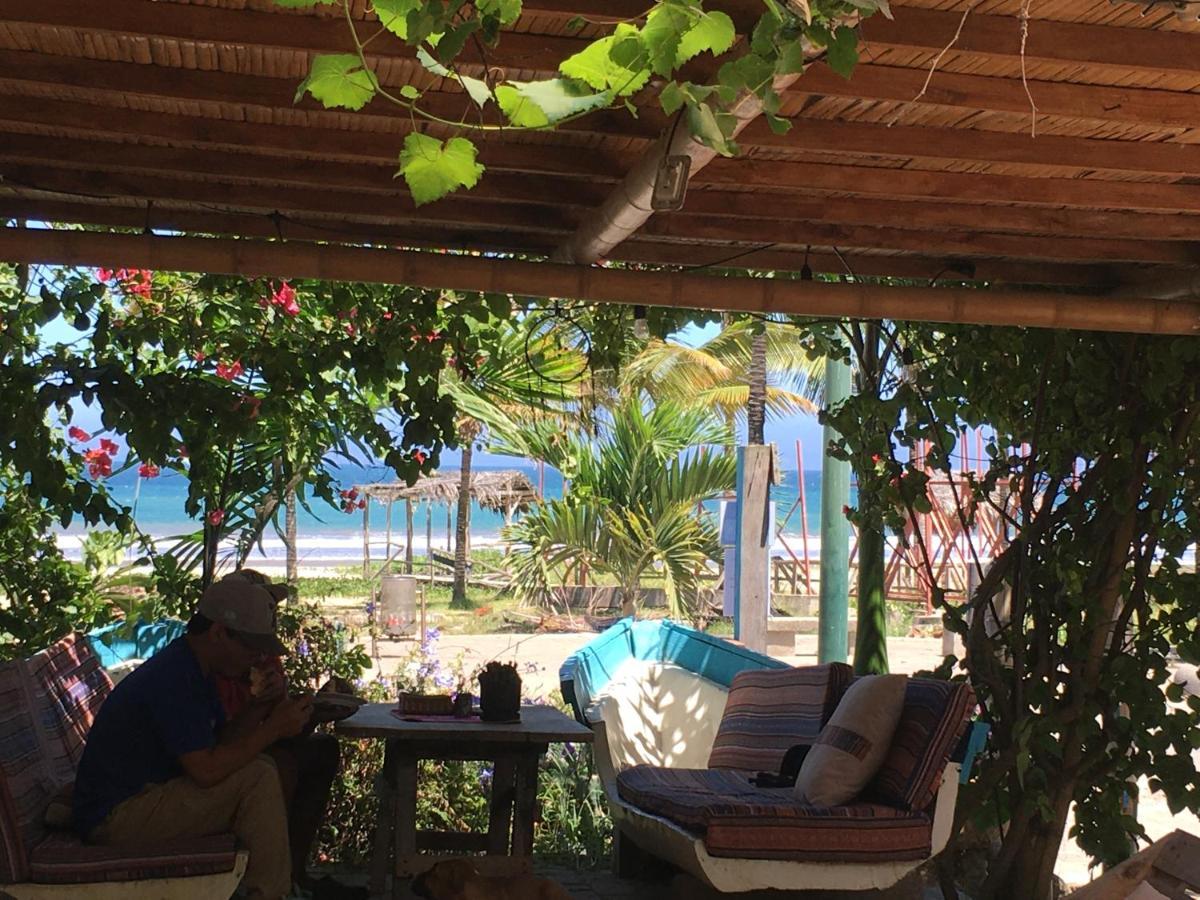 Casita Madame Hotell Puerto López Exteriör bild