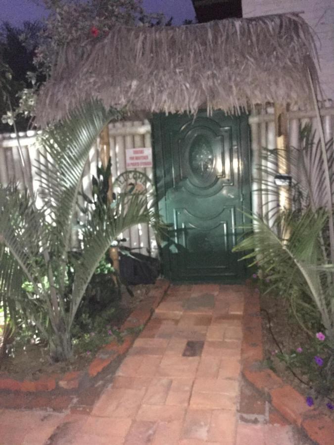 Casita Madame Hotell Puerto López Exteriör bild