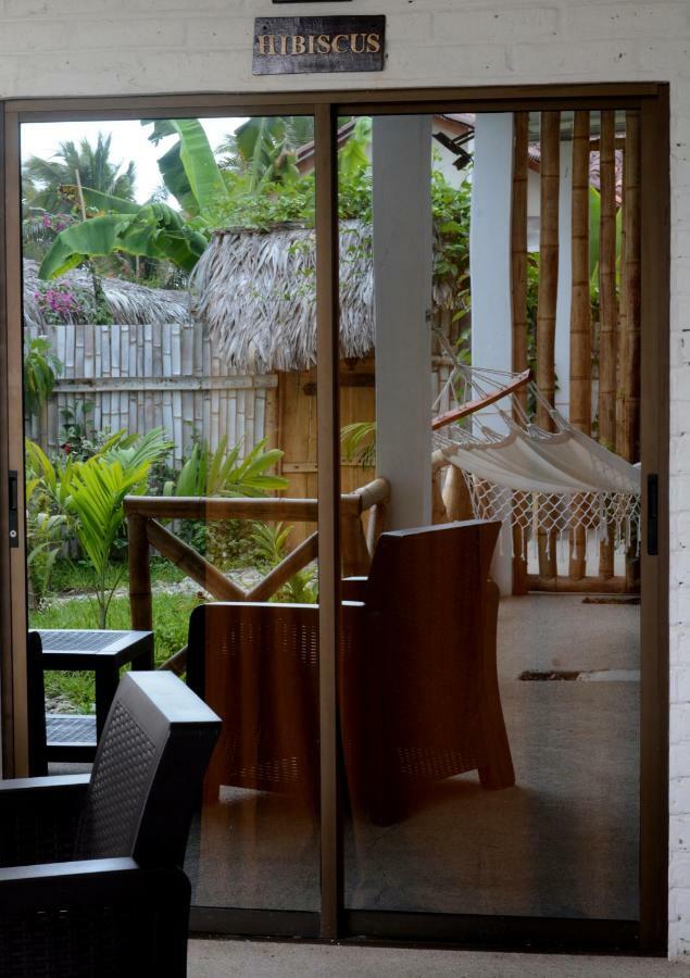 Casita Madame Hotell Puerto López Exteriör bild