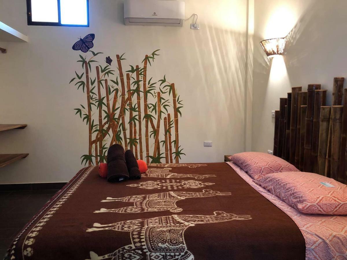 Casita Madame Hotell Puerto López Exteriör bild